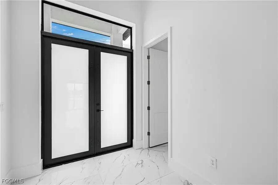 1633 NW 31st Place, Cape Coral, FL 33993 - #2