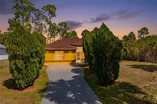 4245 34th Avenue Se, Naples, FL 34117