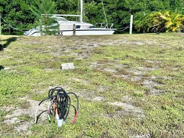 5529 Sir Walter Way, North Fort Myers, FL 33917 - #3