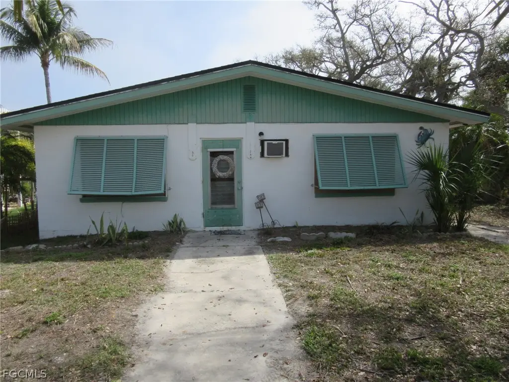 123 Falkirk Street, Fort Myers Beach, FL 33931 - #1