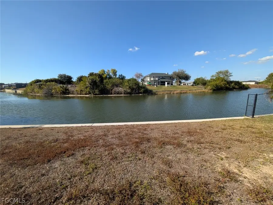 407 NE 5th Terrace, Cape Coral, FL 33909 - #3