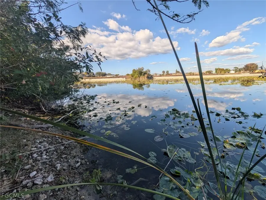 2133 NE 20th Lane, Cape Coral, FL 33909 - #2