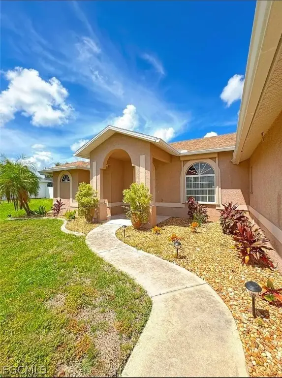 4134 SW 8th Court, Cape Coral, FL 33914 - #3