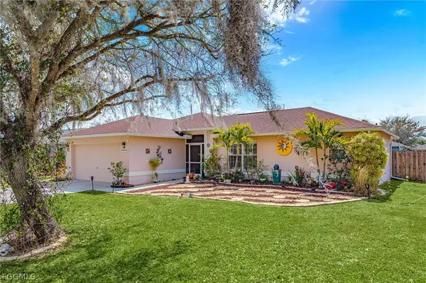 15552 Horseshoe Lane, Fort Myers, FL 33905