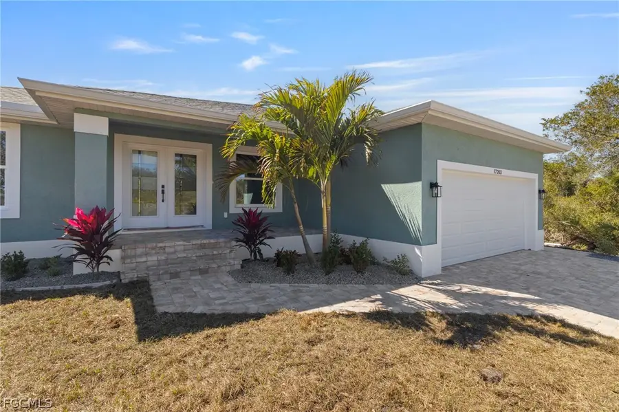 17203 Chase Avenue, Port Charlotte, FL 33948 - #2