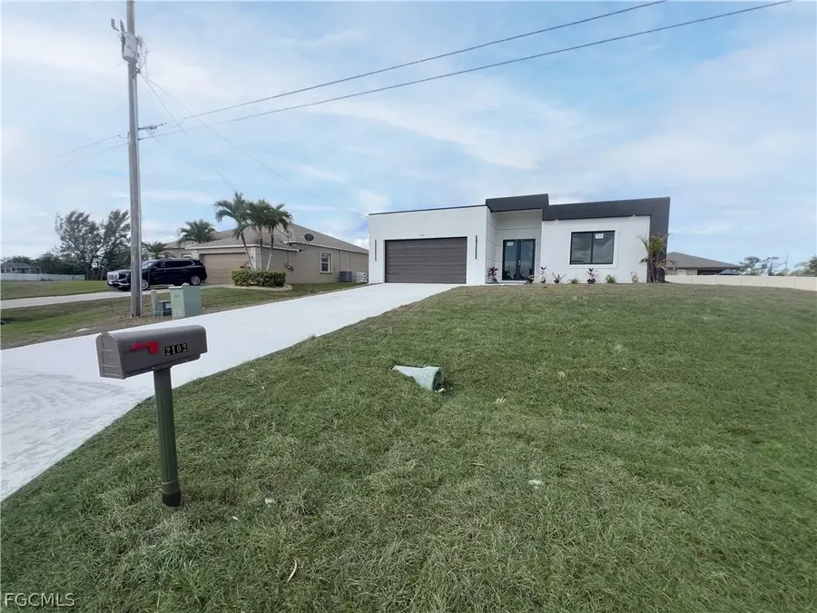 2102 NW 25th Place, Cape Coral, FL 33993 - #2