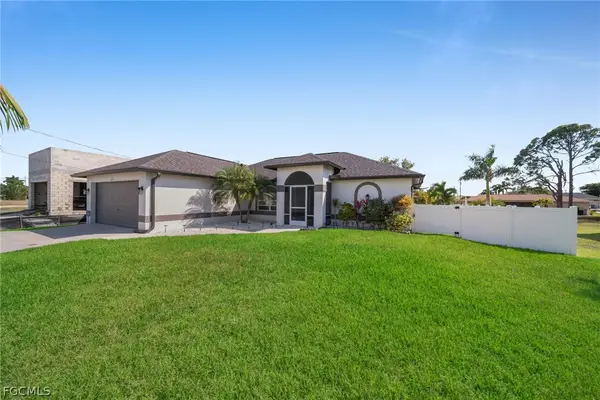 2614 Embers Parkway W, Cape Coral, FL 33993