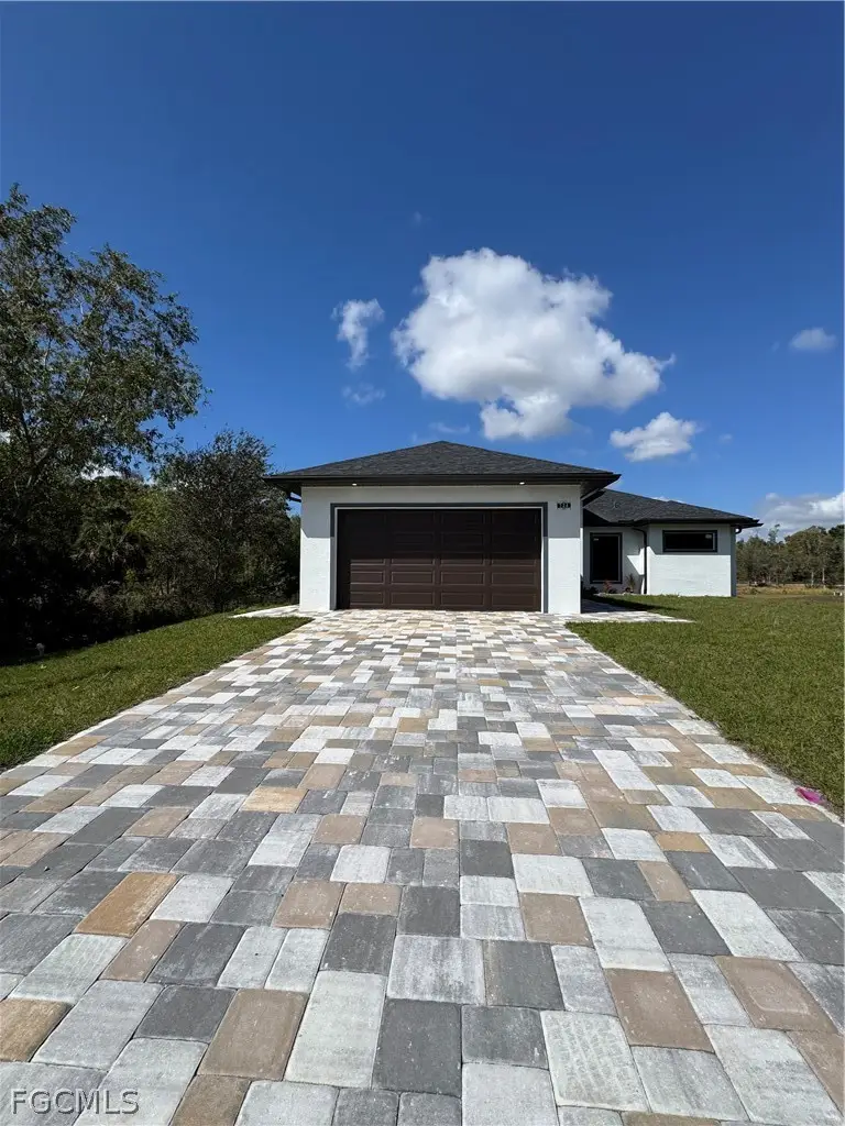 724 Kari Circle, Lehigh Acres, FL 33974 - #3