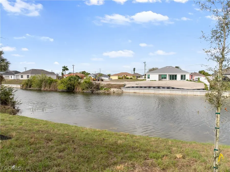 2212 NE 6th Avenue, Cape Coral, FL 33909 - #2