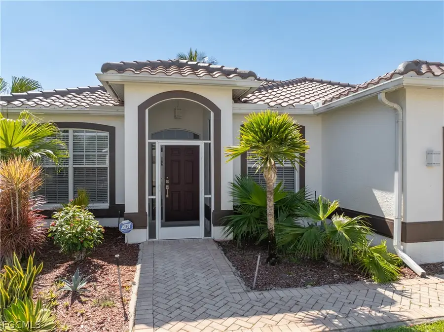 11005 Lakeland Circle, Fort Myers, FL 33913 - #2