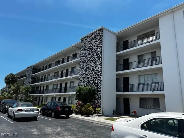 4906 Victoria Drive #412, Cape Coral, FL 33904