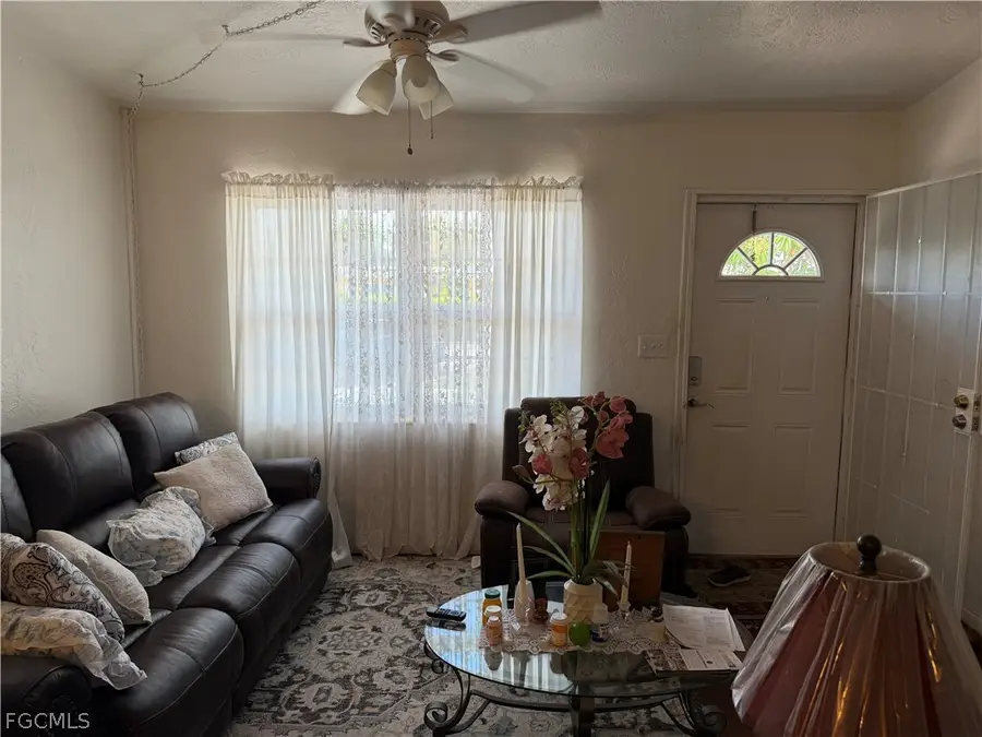 32 Roanoke Drive, Fort Myers, FL 33905 - #3