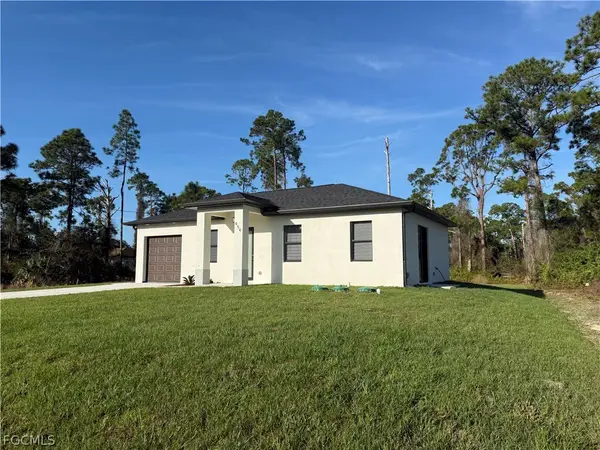 454 Norwood Avenue S, Lehigh Acres, FL 33974