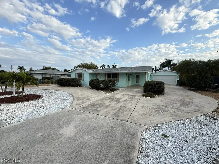 1534 Ricardo Avenue, Fort Myers, FL 33901 - #2