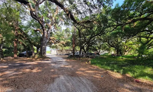 2302 County Rd 78, Labelle, FL 33935