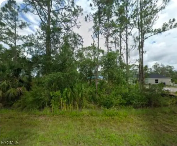 1956 Quintero Lane, Lehigh Acres, FL 33972
