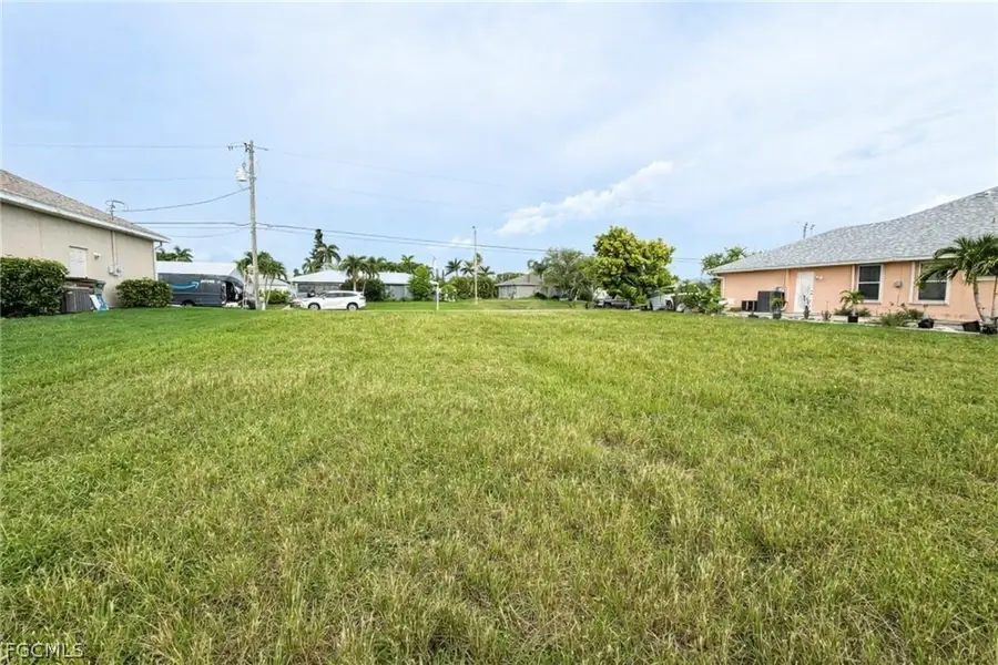 4226 SW 1st Place, Cape Coral, FL 33914 - #3