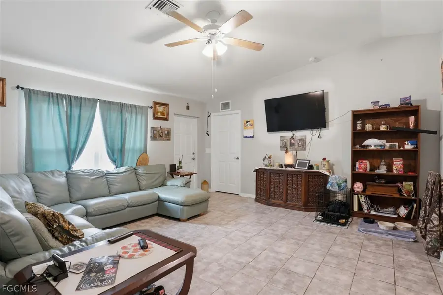 6031 N Moss Circle, Labelle, FL 33935 - #3