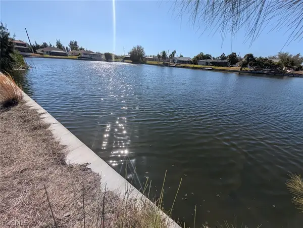 302 SW 21st Avenue, Cape Coral, FL 33991