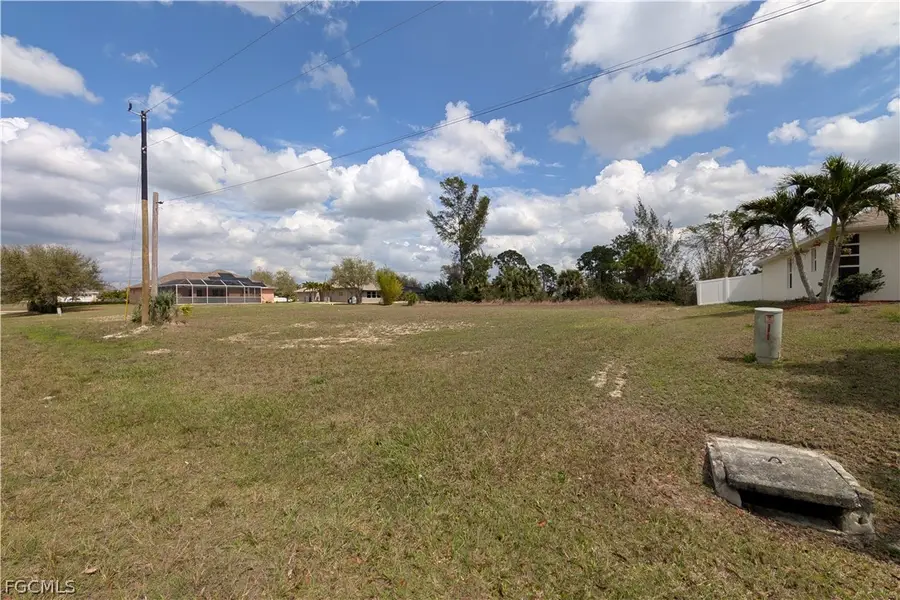 3317 NE 15th Place, Cape Coral, FL 33909 - #3