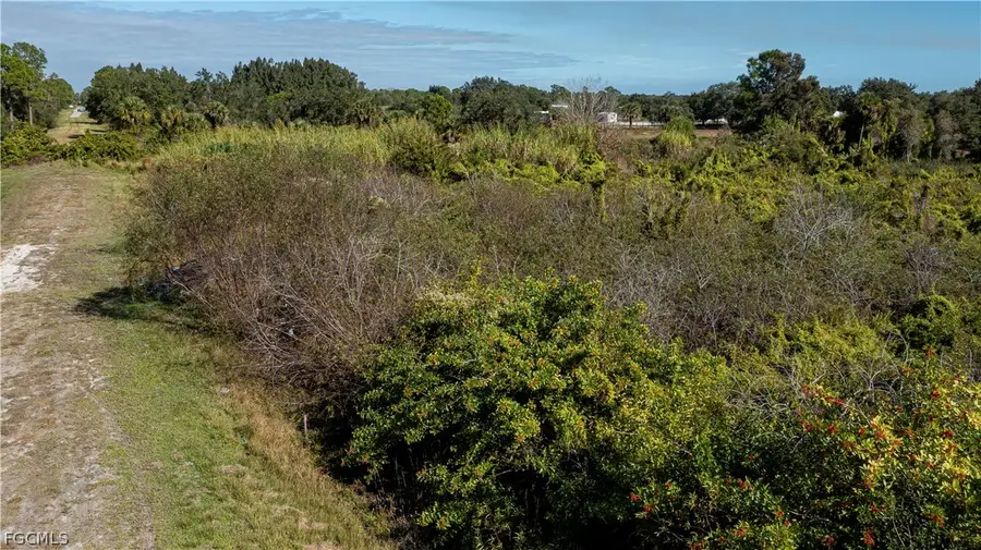 155 N Verda Street, Clewiston, FL 33440 - #2