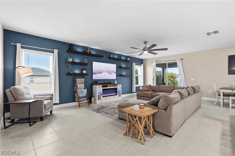 512 NW 4th Street, Cape Coral, FL 33993 - #3