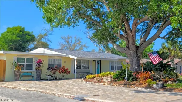 1212 Pineland Avenue, Venice, FL 34285