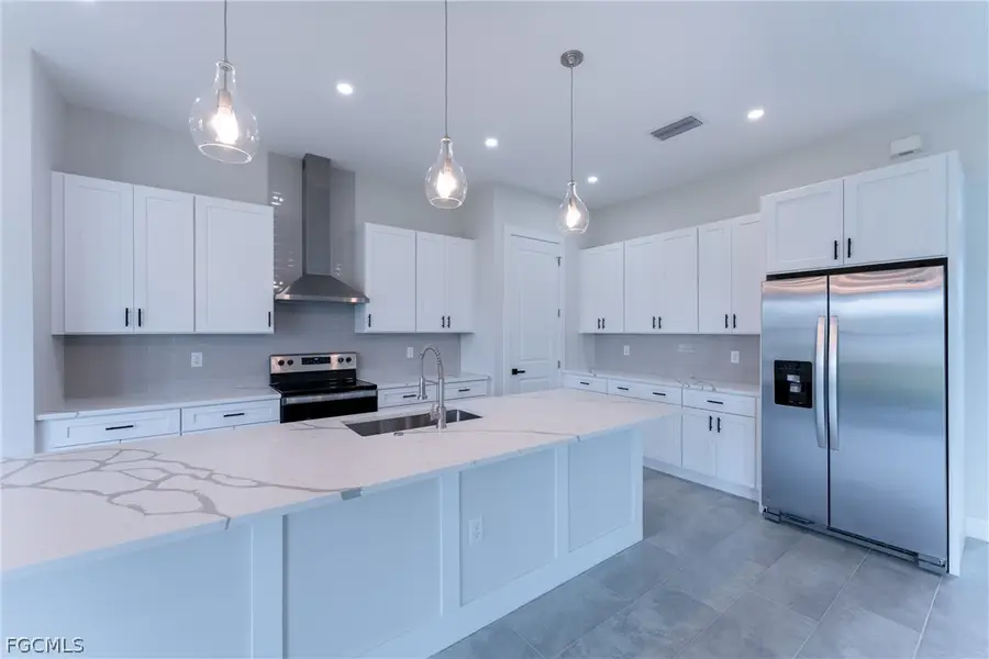 1625 SW 4th Street, Cape Coral, FL 33991 - #3