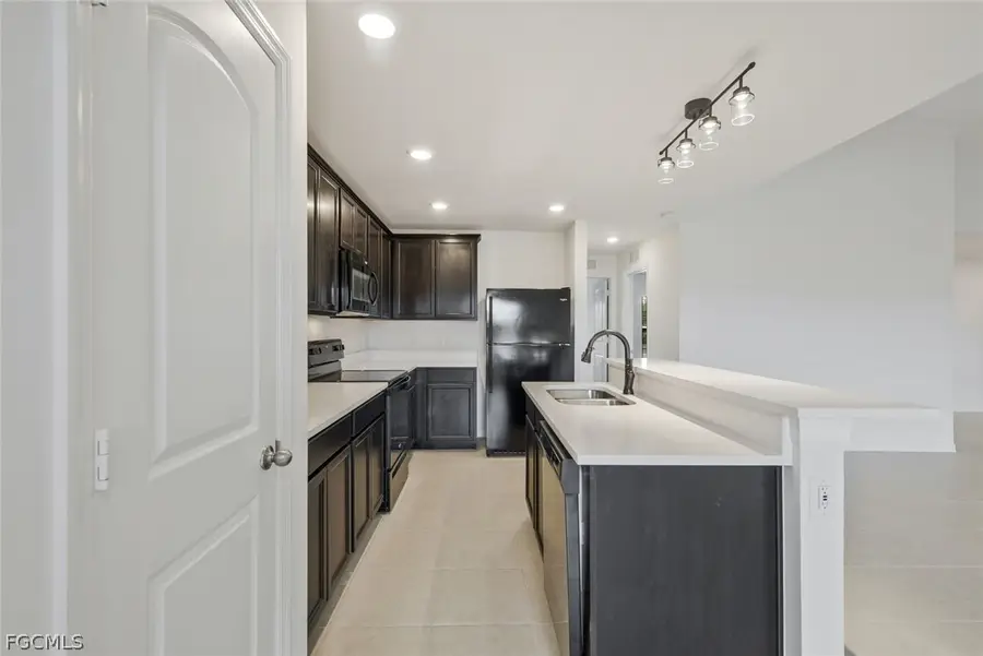 814 La Salle Avenue, Fort Myers, FL 33913 - #3