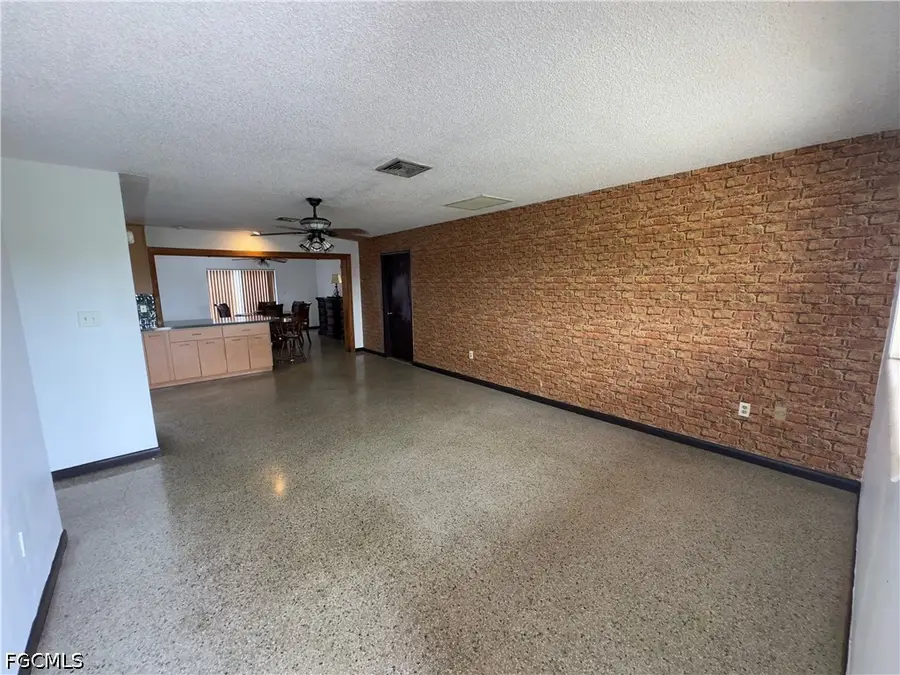 23 W Corkscrew Boulevard, Clewiston, FL 33440 - #2