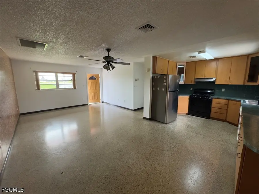 23 W Corkscrew Boulevard, Clewiston, FL 33440 - #3