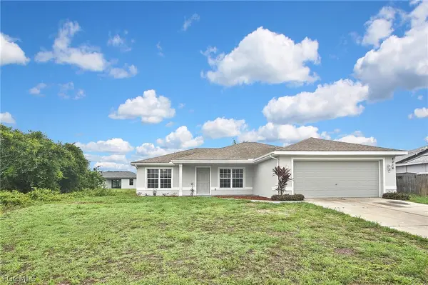 4016 35th Street Sw, Lehigh Acres, FL 33976