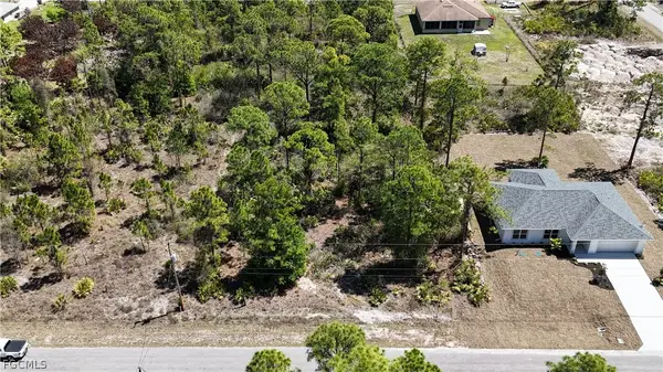 904 Clark Avenue, Lehigh Acres, FL 33972