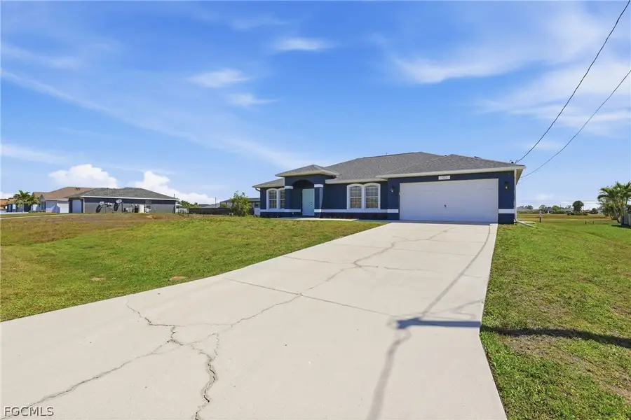 101 NW 18th Avenue, Cape Coral, FL 33993 - #3