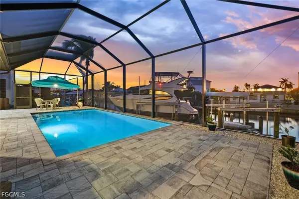 2443 Carambola Lane, St James City, FL 33956