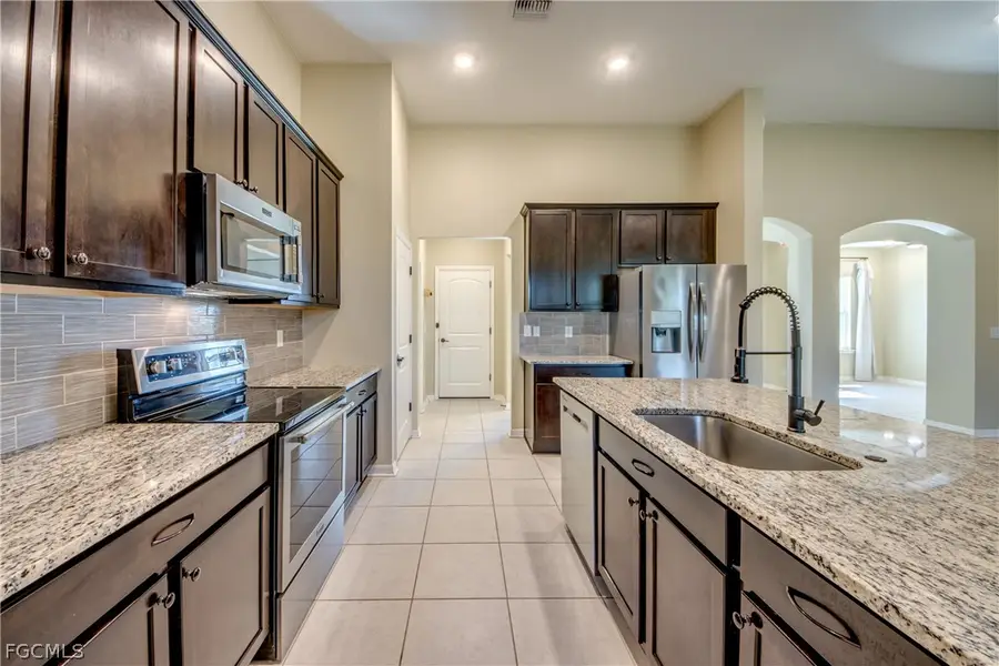 4150 NW 40th Avenue, Cape Coral, FL 33993 - #3