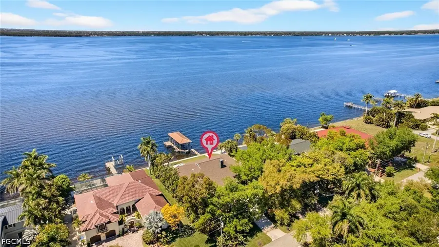 3540 Stuart Court, Fort Myers, FL 33901 - #2