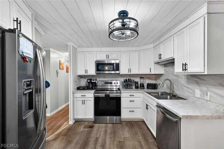 860 Moonlight Drive, North Fort Myers, FL 33917 - #2