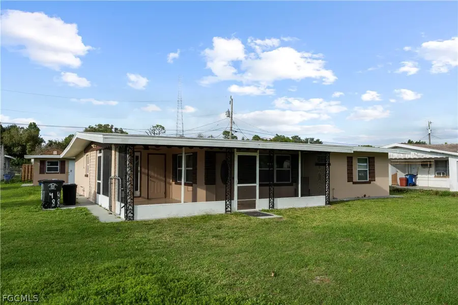 48 Victoria Drive, North Fort Myers, FL 33917 - #3