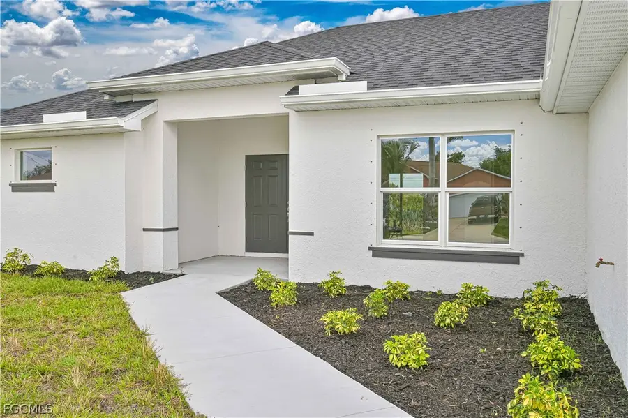 2125 NE 5th Place, Cape Coral, FL 33909 - #2