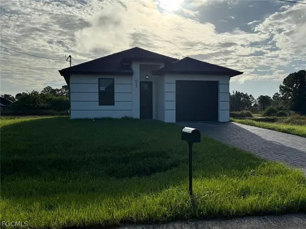 537 Hawthorne Avenue S, Lehigh Acres, FL 33974