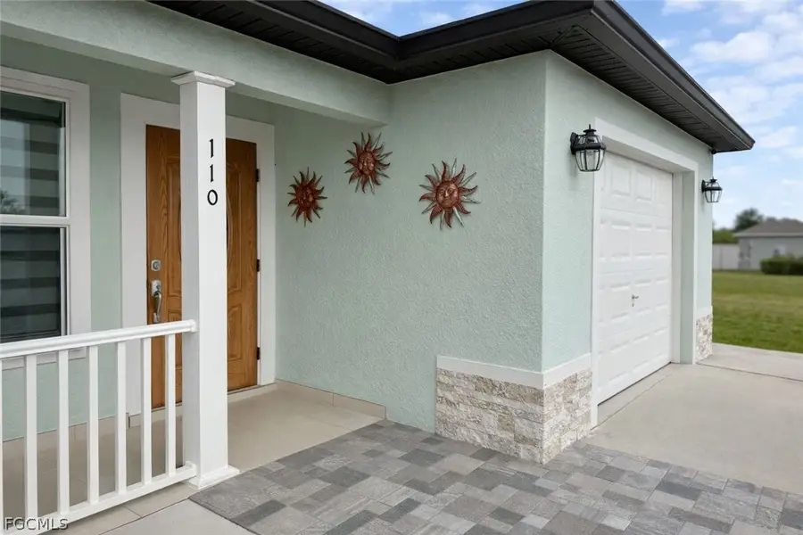 110 SW 21st Place, Cape Coral, FL 33991 - #3