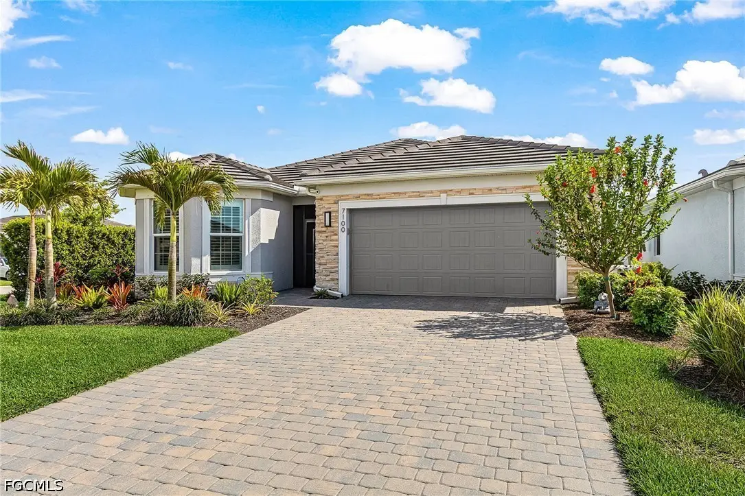 7100 Del Webb Oak Creek Boulevard N, North Fort Myers, FL 33917 - #1