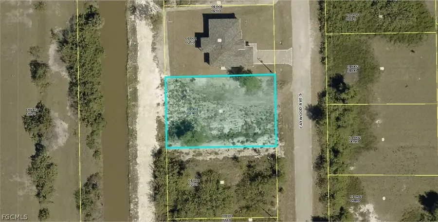 422 Caywood Avenue S, Lehigh Acres, FL 33974 - #2