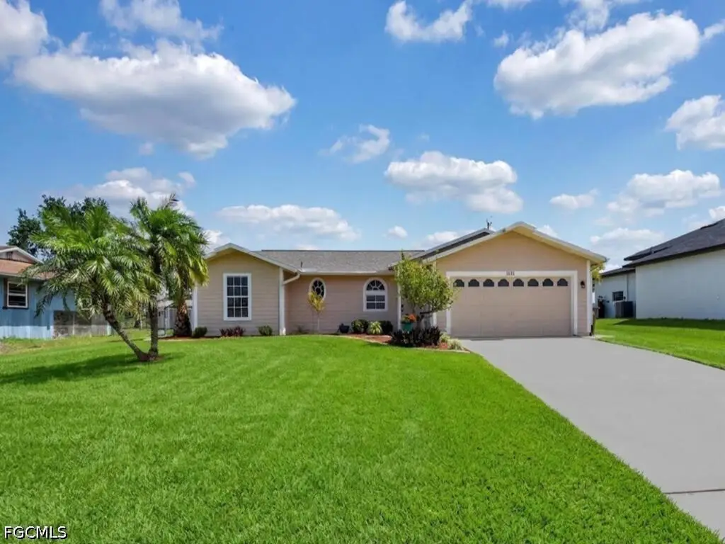 1135 NE 2nd Place, Cape Coral, FL 33909 - #1