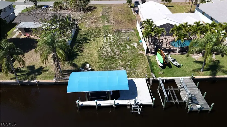 2044 Aruba Avenue, Fort Myers, FL 33905 - #3