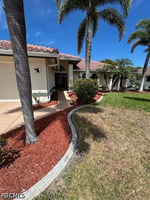 521 SW 52nd Street, Cape Coral, FL 33914 - #2