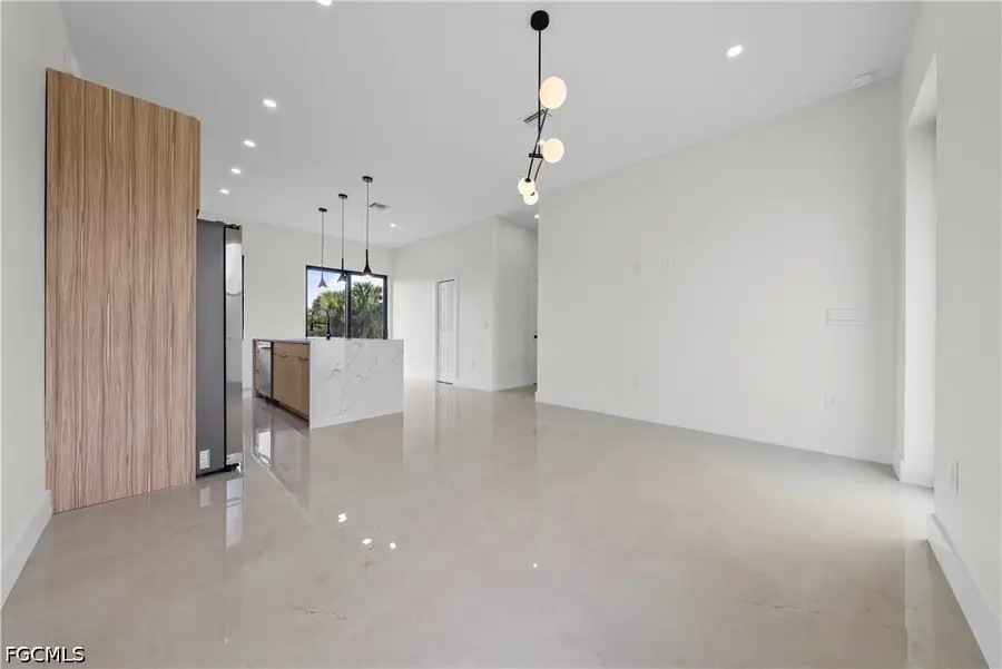 1097 Eisenhower Boulevard, Lehigh Acres, FL 33974 - #3