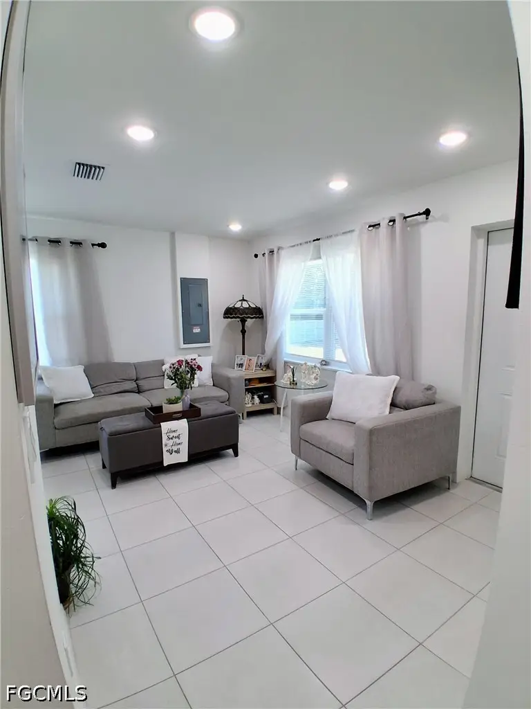 475 N Lindero Street, Clewiston, FL 33440 - #2