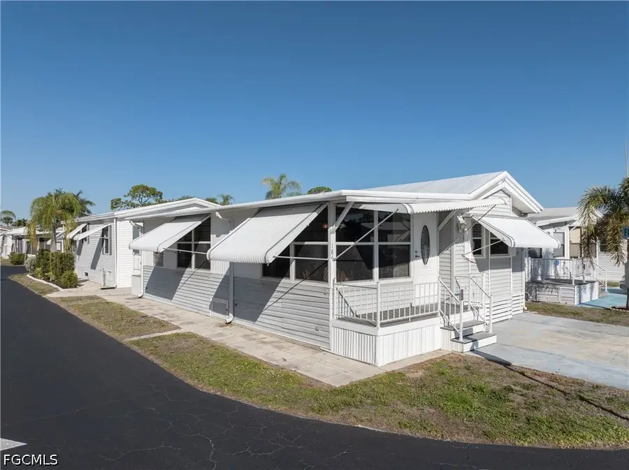 184 Caravan Circle, North Fort Myers, FL 33903 - #3